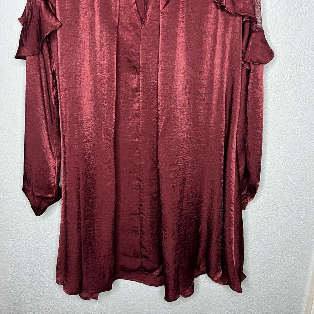 NEW Umgee Satin & Lace Long Sleeve Short Burgundy Holiday Party Dress Sz M - Picture 5 of 11